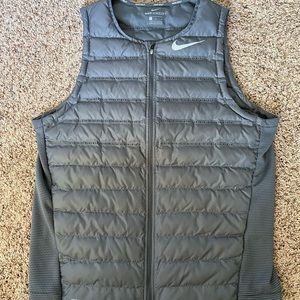 Nike Aeroloft Golf Vest